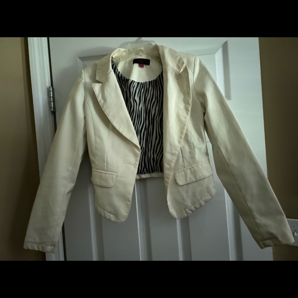 These are some great coats and jackets all almost new worn a few times .